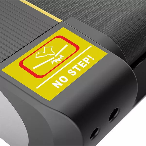 تردمیل باشگاهی کلاسیک فیتنس با تحمل وزن ۱۸۰ کیلوگرم و موتور قدرتمند ۳ تا ۷ اسب بخار AC مدل ۹۳۰۰