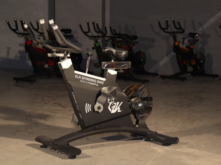 دوچرخه اسپینینگ باشگاهی ELK با تحمل وزن نامحدود و دیسک عقب ۲۰ کیلویی مدل E-1001