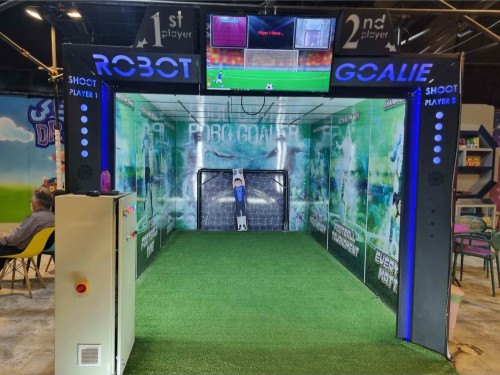 روبوگلر المپیک با سیستم پردازش 100 فریم بر ثانیه و نمایشگر امتیازات