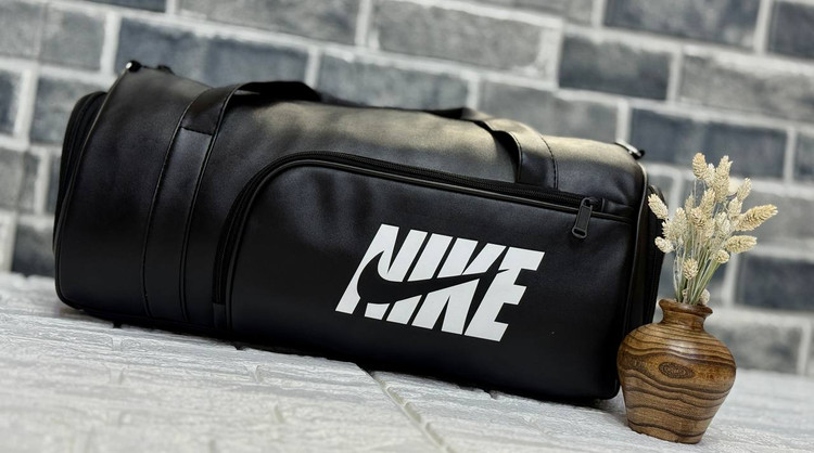 ساک طرح چرم نایک و اَلو با جنس فلورانس دارای جا کفشی دار کد ٢٠٣