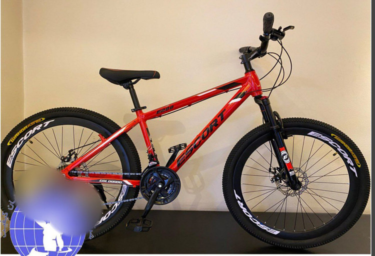 دوچرخه اسکورت تنه آلومینیوم بهمراه ترمز دیسکی و بیست و یک دنده سایز 24 مدل 288