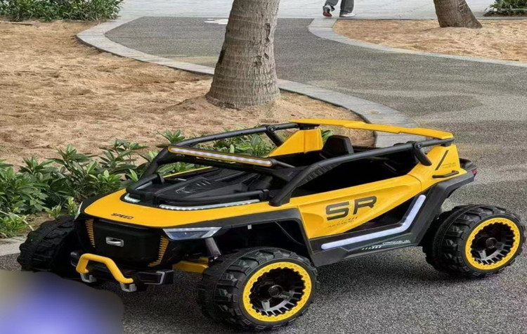 ماشین شارژی چهارموتوره ریموت دار NTCO کد C110096-4L