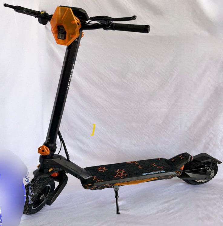 اسکوتر برقی 1500 وات 13 آمپر با حداکثر سرعت 40 کیلومتر بر ساعت کد 10141G2