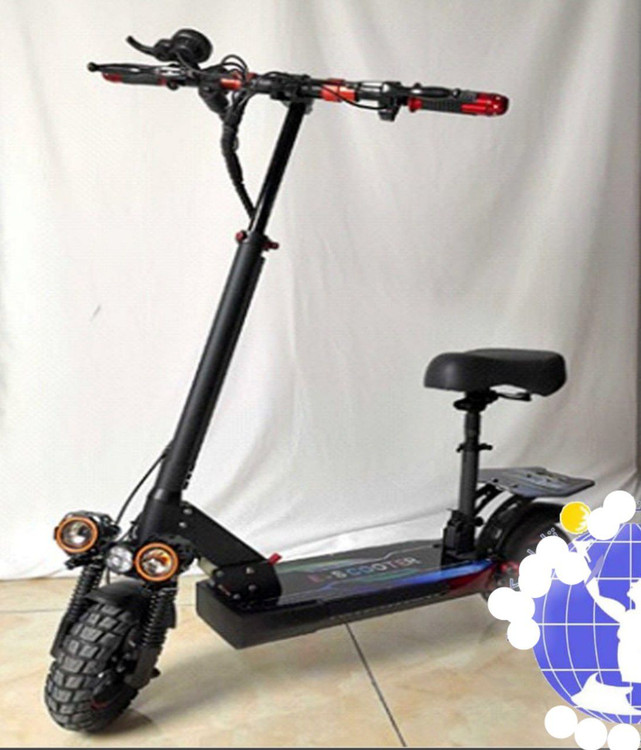 اسکوتر برقی صندلی دار ۱۰۰۰ وات ۱۰ آمپر و کمک فنر عقب و جلو کد M4pro مدل 10054