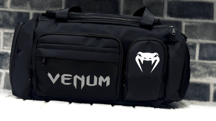 ساک ورزشی پارچه ای سه کاره سایز بزرگ برند ونوم ضد آب با قابلیت کوله شدن و جا موبایلی دار کد ۱۱۵