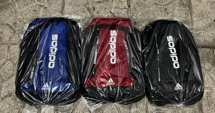 کوله آدیداس با جنس خارجی جا کفشی دار کد Nico1