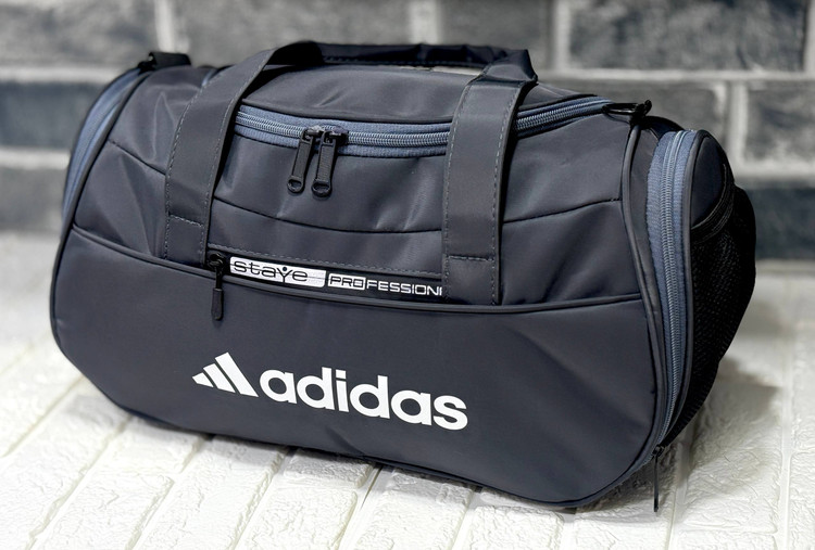 ساک ورزشی زیپ چاپدار آدیداس دارای جا کفشی و جا شیکری کد ۱۰۵